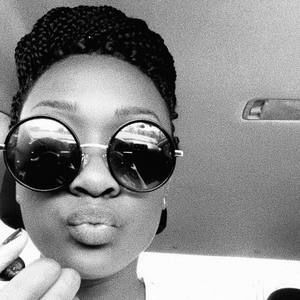 Meet your Posher, Collette